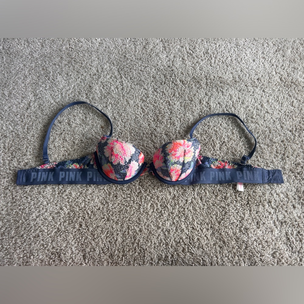 VS PINK bra 32B